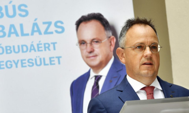 &Uacute;jabb fordulat az NKA-botr&aacute;nyban: letart&oacute;ztatn&aacute;k a hat őrizetbe vett tisztviselőt