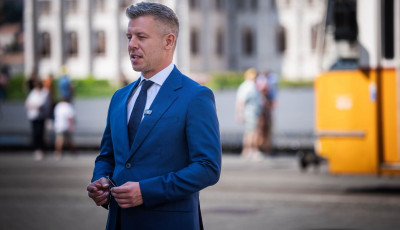 Magyar P&eacute;ter: V&eacute;ge az &ouml;nk&eacute;ntes sp&oacute;rol&aacute;snak