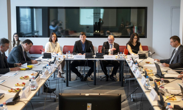 24.hu: 30 sz&aacute;zal&eacute;k&aacute;t engedhetik el a janu&aacute;ri g&aacute;zsz&aacute;ml&aacute;knak