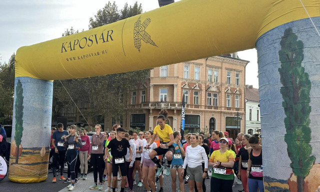 30. alkalommal ker&uuml;lt megrendez&eacute;sre a R&oacute;kaűzők V&aacute;lt&oacute;fut&oacute;verseny