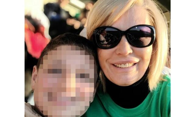 Nyolc m&eacute;tert rep&uuml;lt a szeksz&aacute;rdi di&aacute;k, miut&aacute;n el&uuml;t&ouml;tte egy aut&oacute; a zebr&aacute;n