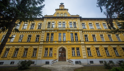 Somogyb&oacute;l egyed&uuml;l a T&aacute;ncsicsnak siker&uuml;lt beker&uuml;lnie az orsz&aacute;g legjobb 100 gimn&aacute;ziumai k&ouml;z&eacute;