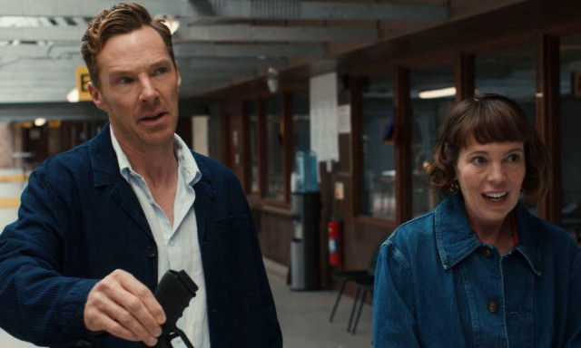 Benedict Cumberbatch főszerepl&eacute;s&eacute;vel &eacute;rkezik a R&oacute;zs&aacute;k h&aacute;bor&uacute;ja