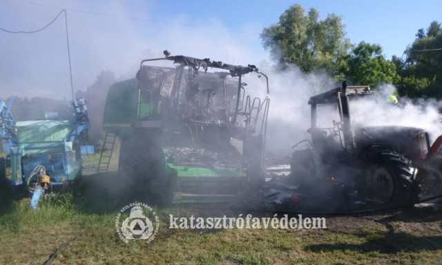 Mezőgazdas&aacute;gi g&eacute;pek gyulladtak ki Kaposfőn