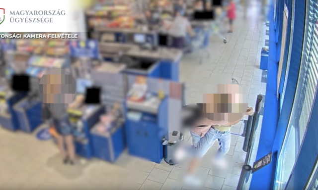 Lebukott a 15 darab lopott szal&aacute;mival, majd dulakodni kezdett a biztons&aacute;gi őrrel
