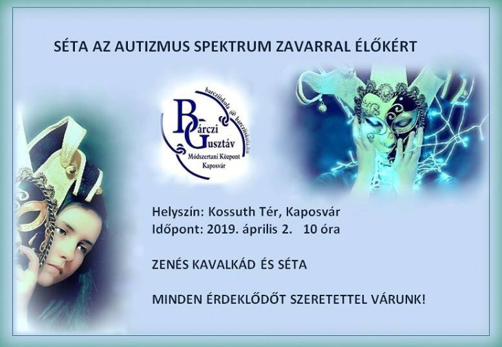 Ezért öltözött kékbe a Kossuth tér