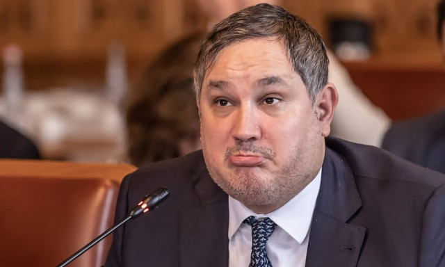 Nagy M&aacute;rton visszavonul a politik&aacute;t&oacute;l, gyorsan a Facebook oldal&aacute;t is t&ouml;r&ouml;lte