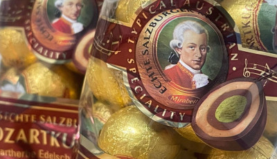 Le&aacute;llt az eredeti Mozart goly&oacute; gy&aacute;rt&aacute;sa