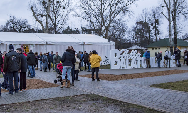 Van egy t&ouml;k&eacute;letes tipp&uuml;nk, ha szombaton a Balaton fel&eacute; venn&eacute;tek az ir&aacute;nyt