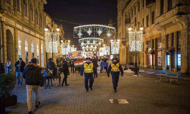 Kaposv&aacute;ron is csatlakoztak az orsz&aacute;gos t&uuml;ntet&eacute;ssorozathoz - GAL&Eacute;RIA