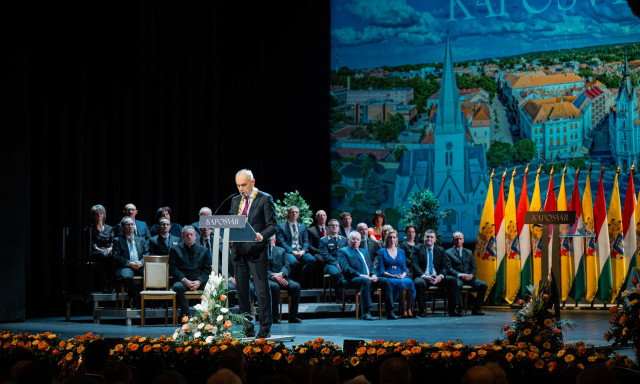 &Aacute;tadt&aacute;k Kaposv&aacute;r v&aacute;rosi kit&uuml;ntet&eacute;seit: &iacute;me a d&iacute;jazottak teljes list&aacute;ja