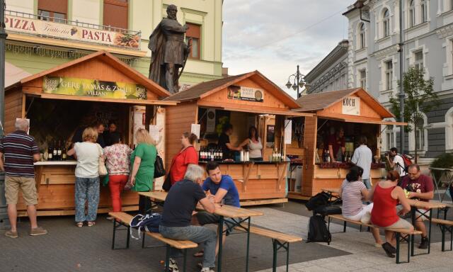 Mi&eacute;nk a v&aacute;ros 2015 első nap