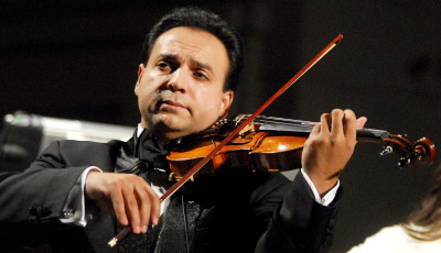 Ingyenes M&aacute;ga Zolt&aacute;n koncert lesz a Kossuth t&eacute;ren
