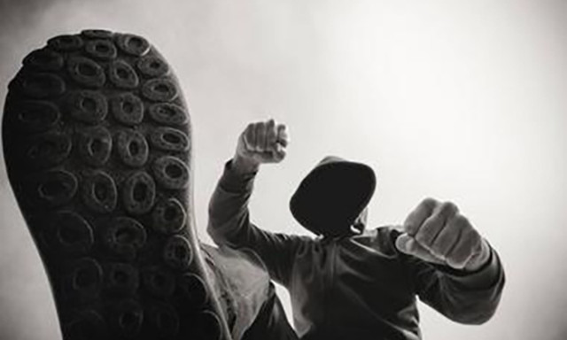 Durva buny&oacute; az &Aacute;chim Andr&aacute;s utc&aacute;ban - &Oacute;zdon &iacute;gy szok&aacute;s megoldani a n&eacute;zetelt&eacute;r&eacute;seket?