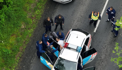 Saj&aacute;t f&eacute;rje vert hal&aacute;lra egy 45 &eacute;ves nőt Somogyban - K&eacute;pek az elfog&aacute;sr&oacute;l