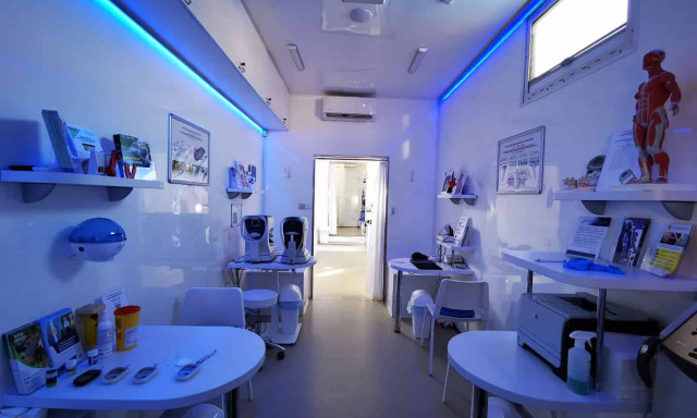 Ism&eacute;t Kaposv&aacute;rra &eacute;rkezik a szűrőkamion