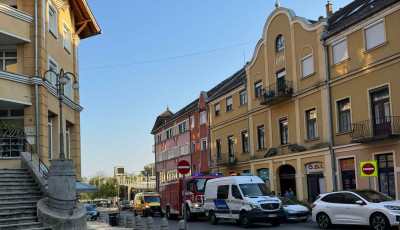 Tűzhelyen felejtett vacsi miatt vonultak cs&uuml;t&ouml;rt&ouml;k&ouml;n a Telekibe a tűzolt&oacute;k