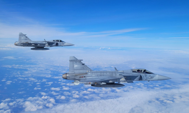 Brit &eacute;s magyar gripenek repkednek majd megint felett&uuml;nk