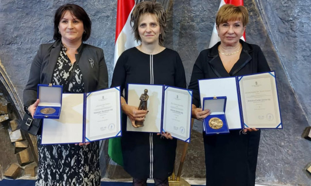 &Aacute;llami kit&uuml;ntet&eacute;sben r&eacute;szes&uuml;ltek a MATE koll&eacute;g&aacute;i