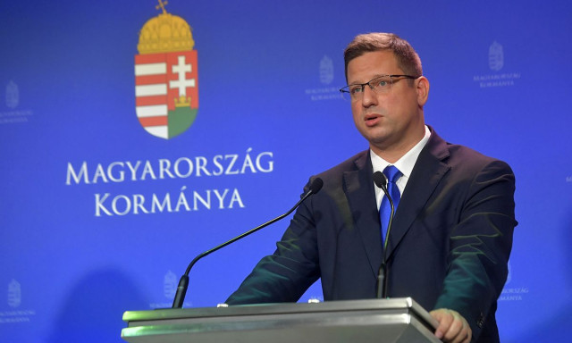 Ad&oacute;cs&ouml;kkent&eacute;si programot jelentettek be a mai korm&aacute;nyinf&oacute;n