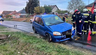 &Aacute;rokba hajtott, h&iacute;dnak &uuml;tk&ouml;z&ouml;tt majd visszacsap&oacute;dott az &uacute;ttestre egy aut&oacute; Lengyelt&oacute;tiban