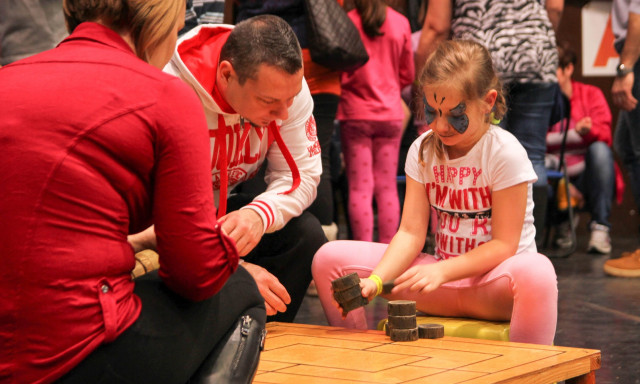 &quot;K&Ouml;T&Eacute;L&quot; - T&Aacute;NC - Hangulatk&eacute;pek