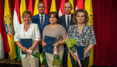 &Aacute;llami elismer&eacute;sek ut&aacute;n Kaposv&aacute;r is k&ouml;sz&ouml;nt&ouml;tte a MATE d&iacute;jazottjait
