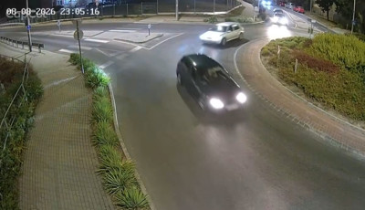 K&ouml;rforgalmakban driftelő band&aacute;t kapcsoltak le Kaposv&aacute;ron - VIDE&Oacute;