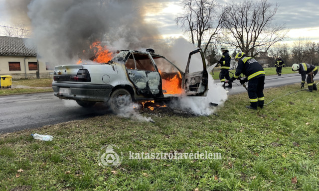 K&eacute;t aut&oacute;tűzh&ouml;z is riasztott&aacute;k a somogyi tűzolt&oacute;kat kedd d&eacute;lelőtt