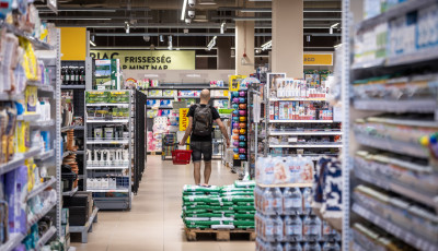 14 új élelmiszerrel egészítik ki a jövő februárig meghosszabbított árrésstopot