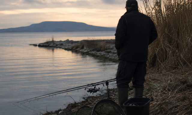 M&aacute;r 15,5 milli&oacute; forintnyi b&iacute;rs&aacute;got &eacute;s 25 &eacute;v eltilt&aacute;st gyűjt&ouml;tt &ouml;ssze a Balaton orvhorg&aacute;sz rekordere