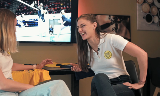 V&aacute;logatott kaposv&aacute;riak egym&aacute;s k&ouml;zt - &Ouml;sszem&eacute;rt&eacute;k tud&aacute;sukat a KNRC l&aacute;nyai - VIDE&Oacute;