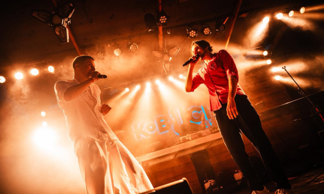 &Uacute;j albummal j&ouml;tt ki a Mirror Glimpse