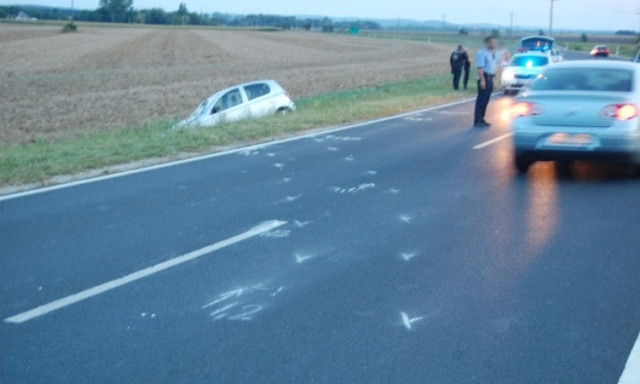 Egy motoros sz&aacute;nd&eacute;kosan okozhatta a vas&aacute;rnapi aut&oacute;balesetet Kaposf&uuml;redn&eacute;l