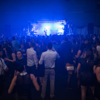 Eszméletlen tömeg ropta a Deltára az egyetemi gólyabálon! - GALÉRIA