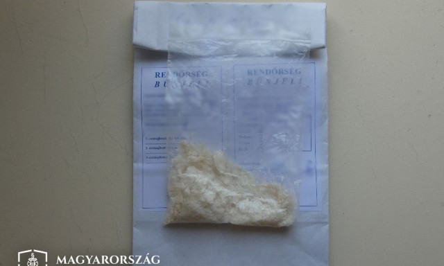 Enyingi p&aacute;ros sz&oacute;rta a drogot Si&oacute;fok k&ouml;rny&eacute;k&eacute;n &ndash; k&ouml;zel 10 milli&oacute;t kasz&aacute;lhattak vele