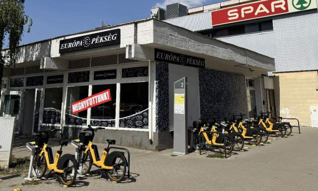 Megnyitott az Eur&oacute;pa P&eacute;ks&eacute;g a Honv&eacute;d utc&aacute;ban