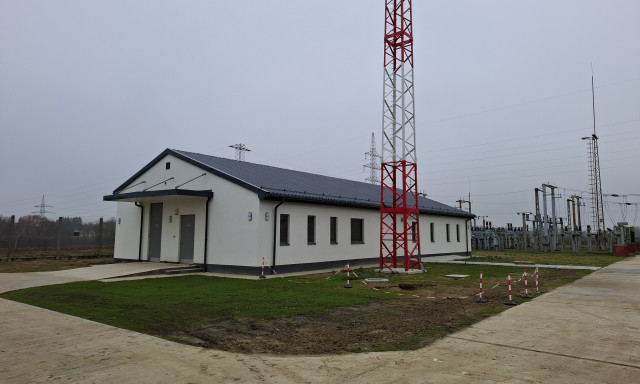 3,7 milli&aacute;rd forintb&oacute;l &eacute;p&iacute;tett al&aacute;llom&aacute;st Kaposf&uuml;reden az E.ON