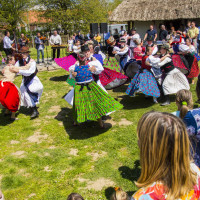 Na ezért nem hervadnak el a szennai lányok! Húsvéti forgatag KÉPGALÉRIA a skanzenből