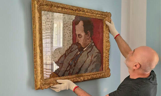 &Uacute;jra ki&aacute;ll&iacute;tott&aacute;k a Rippl-R&oacute;nai Vill&aacute;ban a S&aacute;ndor-palot&aacute;b&oacute;l visszaker&uuml;lt festm&eacute;nyt, &eacute;s hűtőm&aacute;gnes is k&eacute;sz&uuml;lt belőle