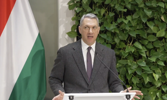 Meg&eacute;rkezett a bejelent&eacute;s: Janu&aacute;r 20-&aacute;n j&ouml;n az &uacute;j KRESZ