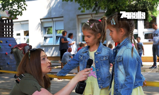 N&eacute;pi j&aacute;t&eacute;kok kavalk&aacute;dj&aacute;val z&aacute;rt&aacute;k a Gyermekhetet a Honv&eacute;d utcai Tag&oacute;vod&aacute;ban - VIDE&Oacute;
