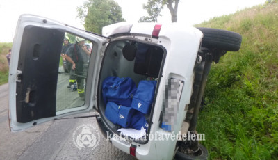 &Ouml;t aut&oacute; karambolozott a 67-es fő&uacute;ton Bősz&eacute;nfa k&ouml;zel&eacute;ben