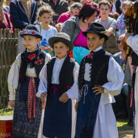 Na ezért nem hervadnak el a szennai lányok! Húsvéti forgatag KÉPGALÉRIA a skanzenből