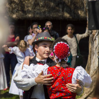 Na ezért nem hervadnak el a szennai lányok! Húsvéti forgatag KÉPGALÉRIA a skanzenből