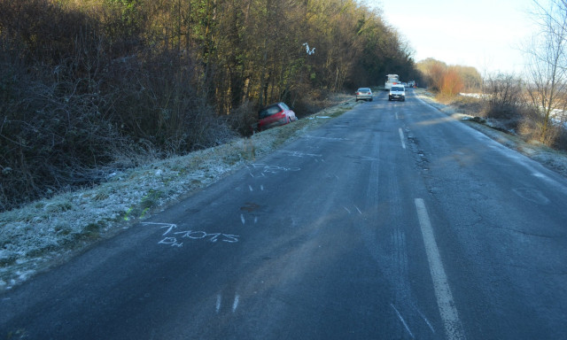 Hal&aacute;los baleset a P&eacute;csi utc&aacute;ban - Egy 12 &eacute;ves fi&uacute; vesztette &eacute;let&eacute;t, mert nem volt bek&ouml;tve