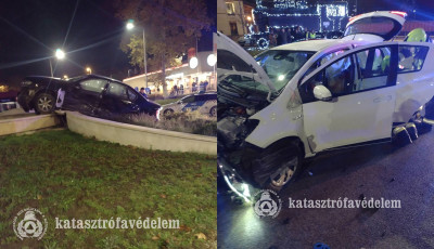 K&eacute;t aut&oacute; is r&eacute;szese volt kedd este a kaposv&aacute;ri &quot;sz&ouml;kőkutas&quot; balesetnek