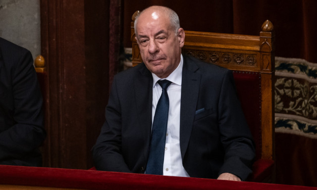 Sulyok Tam&aacute;s nem mond le - szerinte nincs mi&eacute;rt t&aacute;voznia
