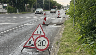 Z&ouml;r&ouml;gnek, megs&uuml;llyednek &ndash; &uacute;j m&oacute;dszerrel oldan&aacute;k meg az aknafedlapok probl&eacute;m&aacute;j&aacute;t Kaposv&aacute;ron