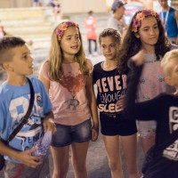 Elkergette az eső a fiatalokat a Kossuth térről - GALÉRIA